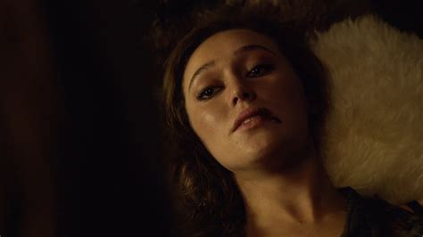 does lexa die in the 100